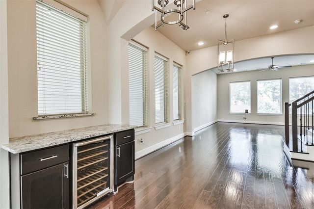 4014 Barnes Street, Houston, TX 77007