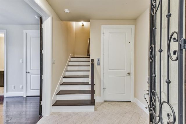 4014 Barnes Street, Houston, TX 77007