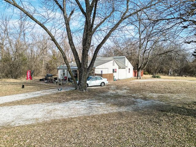 329 S 64th Street, Kansas City, KS 66111