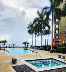 2825 Palm Beach BLVD, Fort Myers, FL 33916