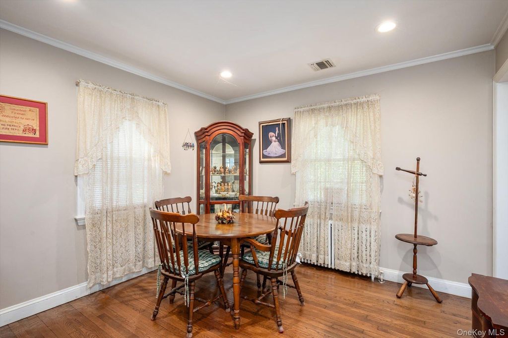 42 Sherman Avenue, Merrick, NY 11566 — photo 4