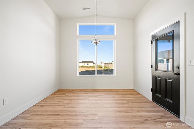 1209 E Mt Hood Street, Othello, WA 99344