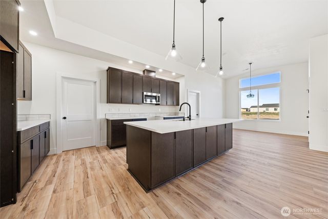 1209 E Mt Hood Street, Othello, WA 99344