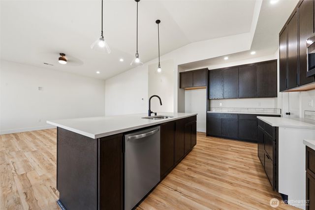 1209 E Mt Hood Street, Othello, WA 99344