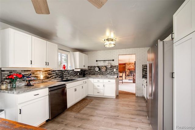 8780 Dixie Highway, Birch Run, MI 48415