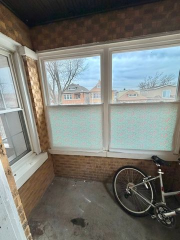 4727 S Harding Avenue 2, Chicago, IL 60632