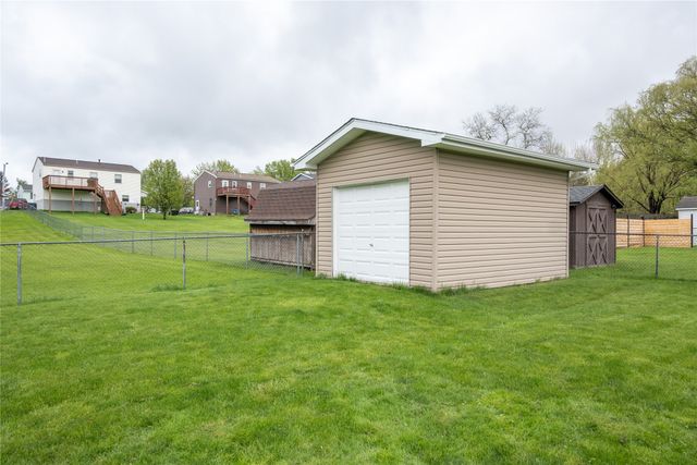 2074 ASHEBORO Drive, Millcreek, PA 16510