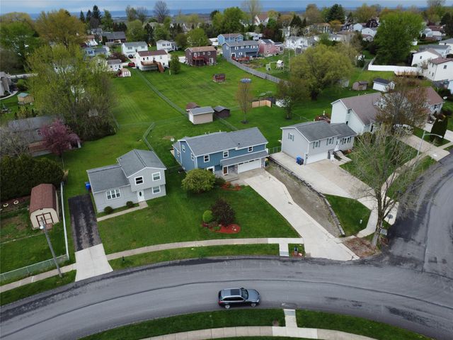 2074 ASHEBORO Drive, Millcreek, PA 16510