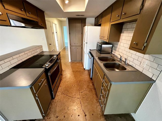 2506 Dana CV B, Austin, TX 78746