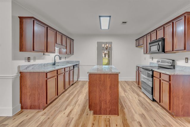 170 FOREST EDGE DR, Eads, TN 38028