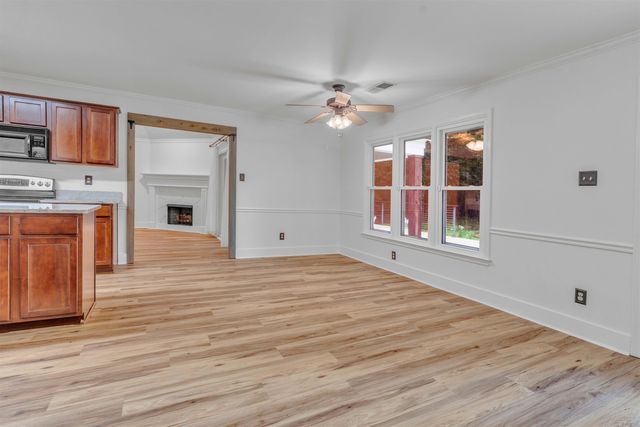 170 FOREST EDGE DR, Eads, TN 38028
