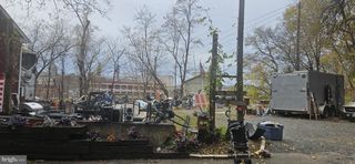 1138 JONESTOWN RD, Harrisburg, PA 17103