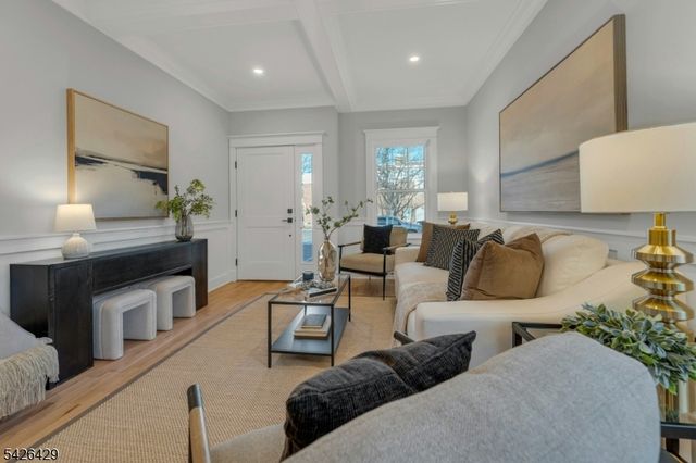 21 Spruce St, Cranford Twp., NJ 07016
