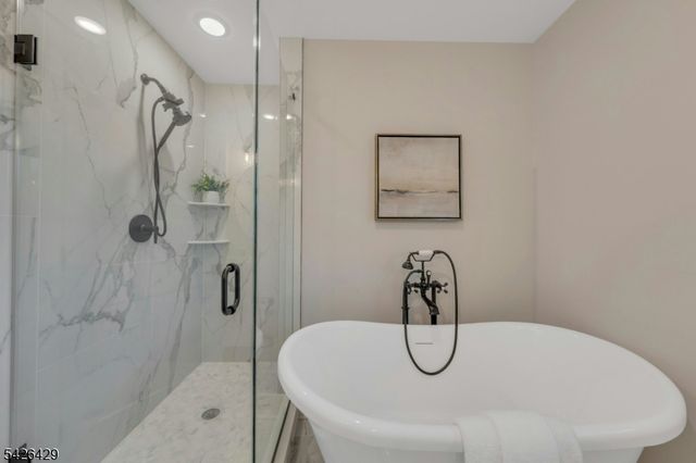 21 Spruce St, Cranford Twp., NJ 07016