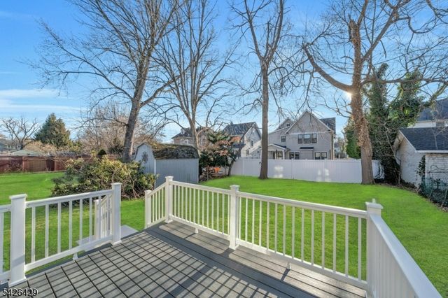21 Spruce St, Cranford Twp., NJ 07016