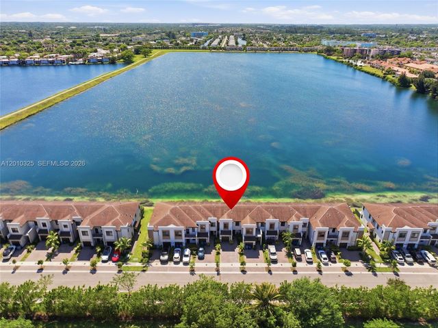 20572 NE 5th Pl, Miami, FL 33179