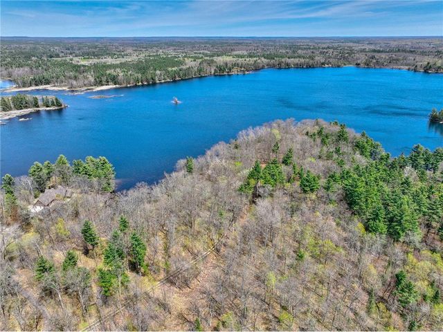 11404 N Farnsworth Road, Hayward, WI 54843
