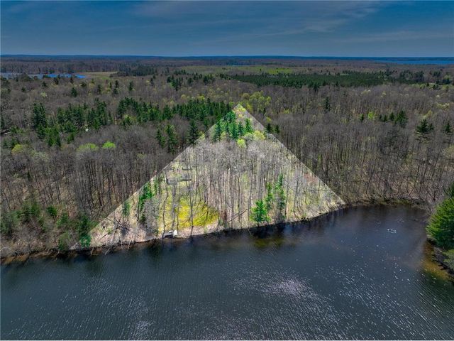 11404 N Farnsworth Road, Hayward, WI 54843