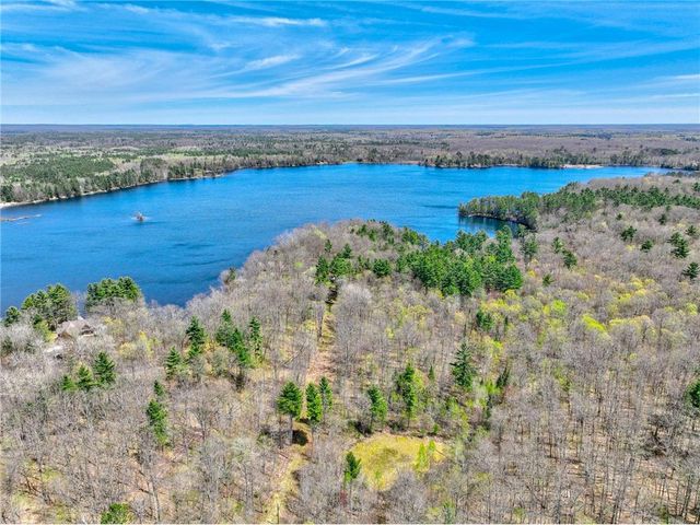 11404 N Farnsworth Road, Hayward, WI 54843