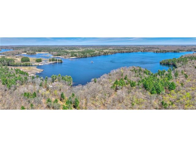 11404 N Farnsworth Road, Hayward, WI 54843