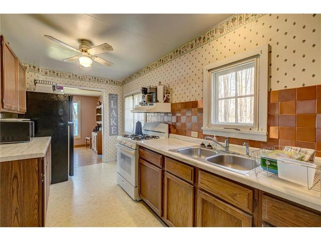 11404 N Farnsworth Road, Hayward, WI 54843