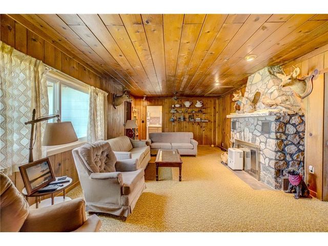 11404 N Farnsworth Road, Hayward, WI 54843