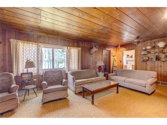 11404 N Farnsworth Road, Hayward, WI 54843