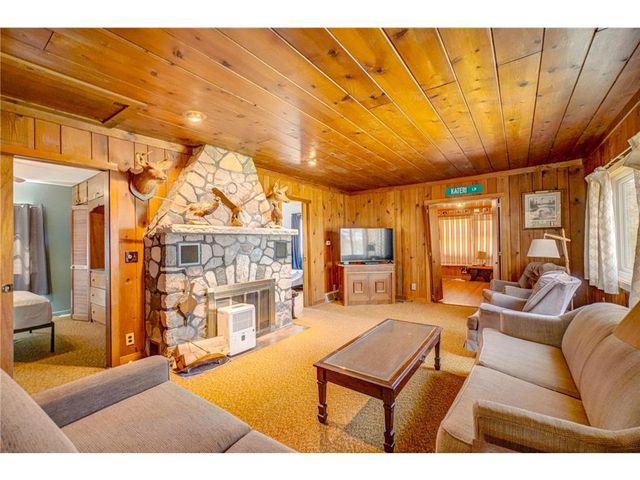 11404 N Farnsworth Road, Hayward, WI 54843