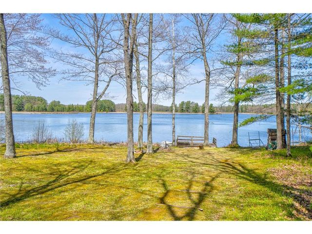 11404 N Farnsworth Road, Hayward, WI 54843