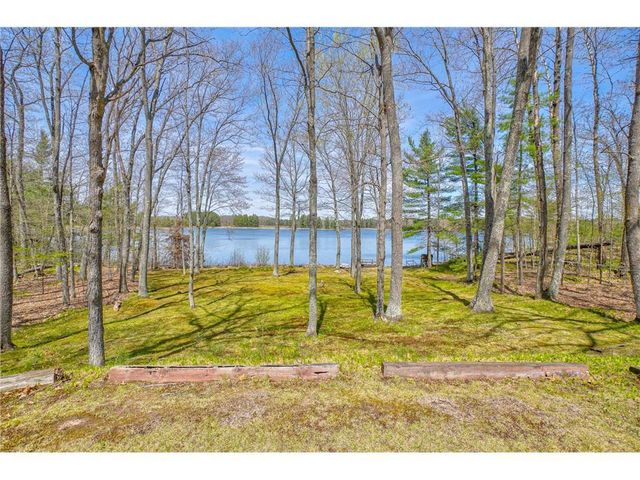 11404 N Farnsworth Road, Hayward, WI 54843