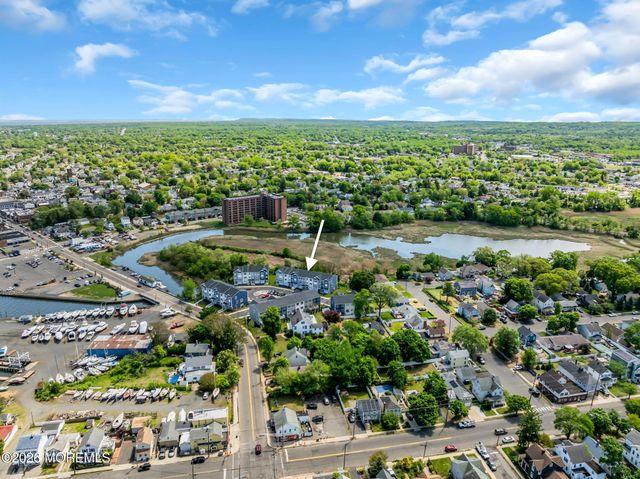 12 Raritan Cove, Keyport, NJ 07735