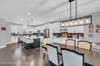 12 Raritan Cove, Keyport, NJ 07735