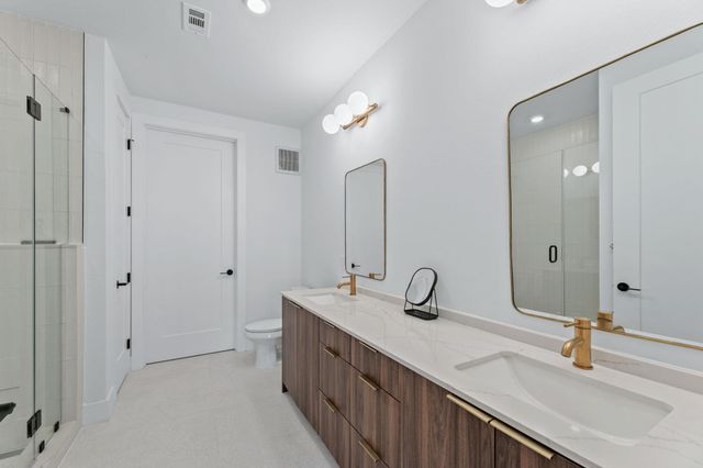 1701 Simond Ave 407, Austin, TX 78723