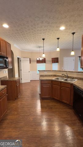 9155 Saunders Drive, Covington, GA 30014