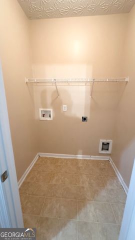 9155 Saunders Drive, Covington, GA 30014