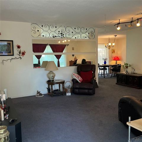 4696 48TH AVENUE N, St Petersburg, FL 33714