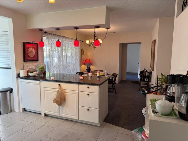 4696 48TH AVENUE N, St Petersburg, FL 33714