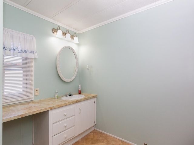 290 Calef Hwy Unit B21, Epping, NH 03042