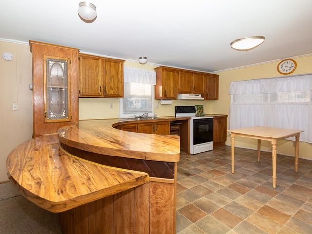 290 Calef Hwy Unit B21, Epping, NH 03042