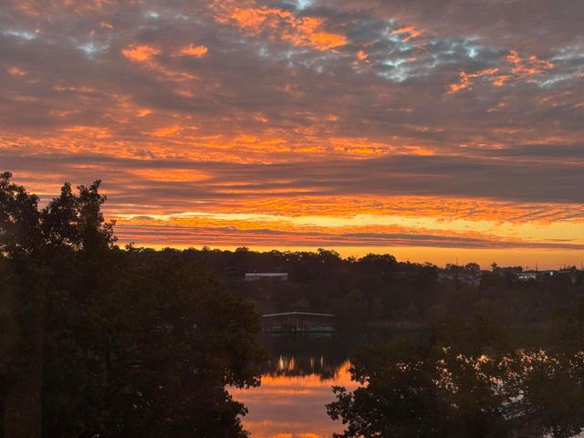 6 Cedar Lane, Kimberling City, MO 65686