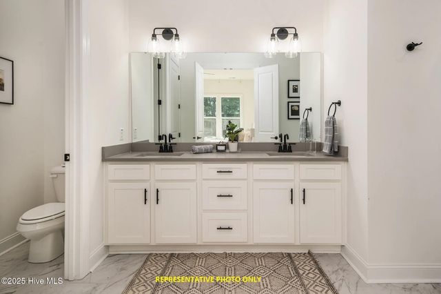 1717 Dixon Grove Lane, Grimesland, NC 27837