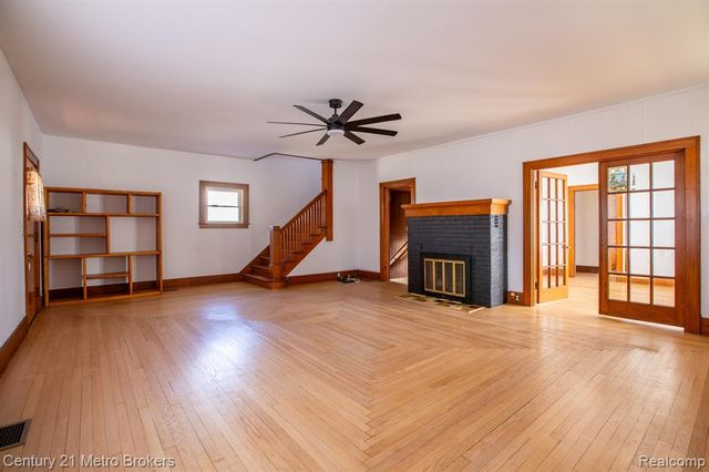 4727 Pine Street, Columbiaville, MI 48421