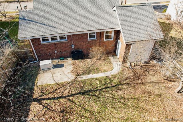4727 Pine Street, Columbiaville, MI 48421