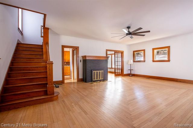 4727 Pine Street, Columbiaville, MI 48421