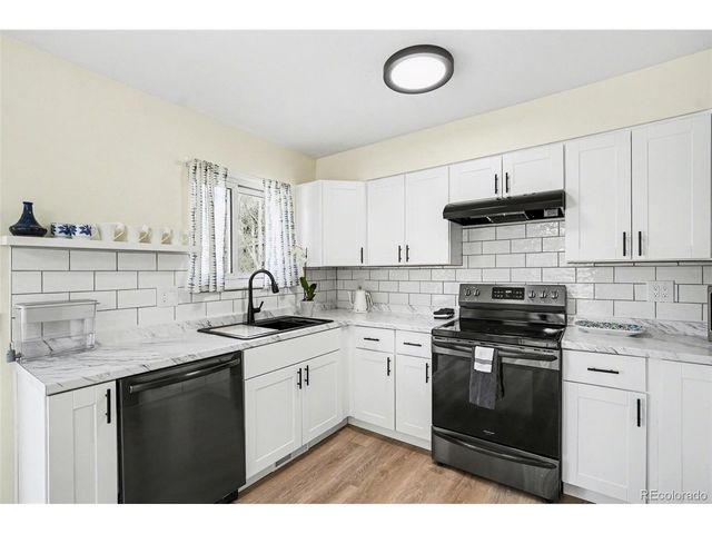 765 Aegean Dr, Lafayette, CO 80026