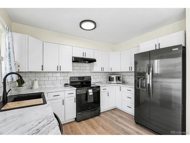 765 Aegean Dr, Lafayette, CO 80026