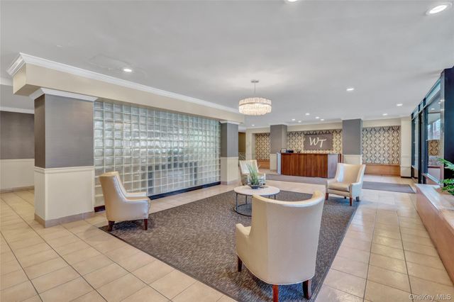 20 Wendell Street 26E, Hempstead, NY 11550