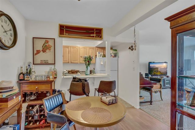 20 Wendell Street 26E, Hempstead, NY 11550