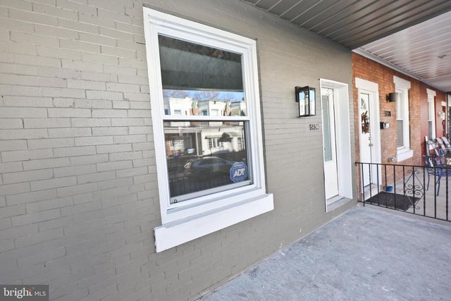 5836 PEMBERTON ST, Philadelphia, PA 19143