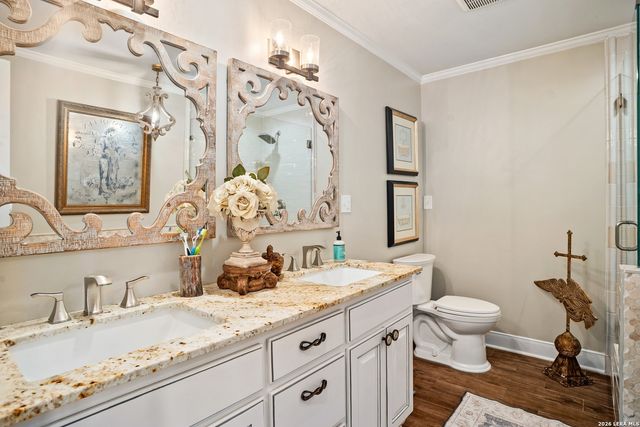1558 Trail Ridge Dr, Canyon Lake, TX 78133